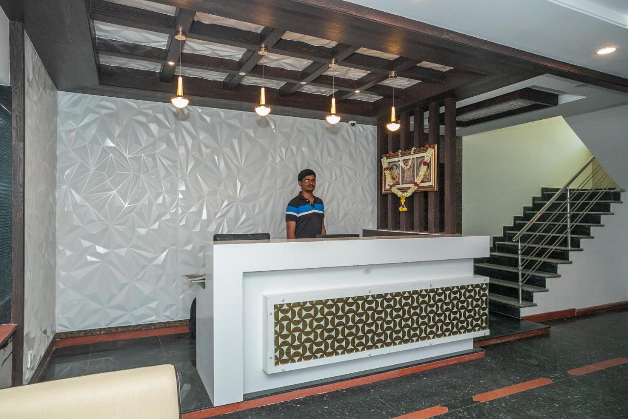 Capital O 13184 Savi International Hotel Bangalore Bagian luar foto