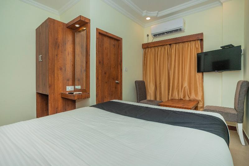 Capital O 13184 Savi International Hotel Bangalore Bagian luar foto